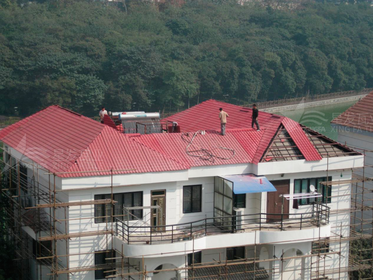 當(dāng)選用贛州合成樹(shù)脂瓦作為屋面瓦時(shí)，搭建前需要特別考慮的6個(gè)問(wèn)題！