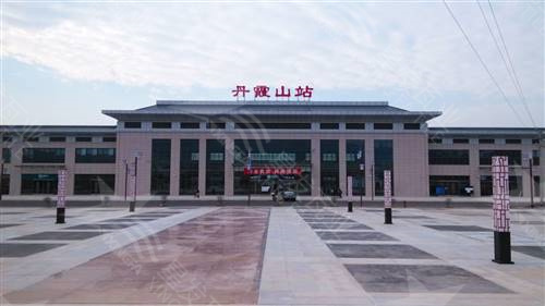 贛州合成樹脂瓦1050寬度防腐隔熱別墅瓦自建房用 鋼結(jié)構(gòu)施工廠房樹脂塑料瓦 樹脂瓦封檐板批發(fā)價(jià)格