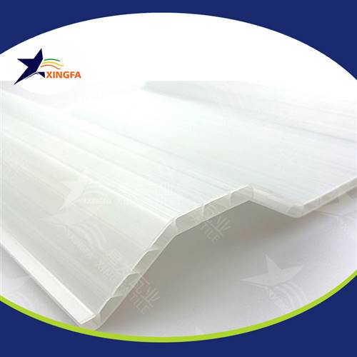 白色pvc泡沫復(fù)合瓦 鋼結(jié)構(gòu)廠房用防腐防火pvc塑鋼瓦 贛州pvc琉璃瓦生產(chǎn)廠家 